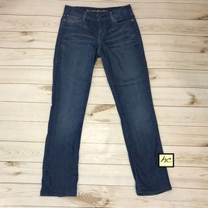 Levi Mid-Rise Straight 552 jeans, Size 8M, 29